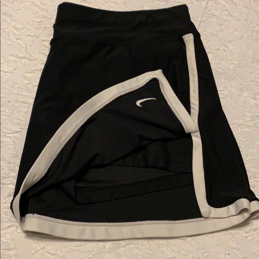 NIKE tennis skort